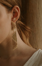 Load image into Gallery viewer, KUBIKA NAIA EARRINGS
