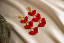 Load image into Gallery viewer, Bachué Bahaia Earrings
