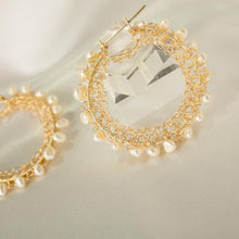 Load image into Gallery viewer, Bachué Pearl Hoops
