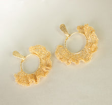 Load image into Gallery viewer, Iconia Zhué Hoops
