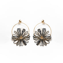 Load image into Gallery viewer, Bahareque Akacia Earrings
