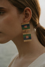 Load image into Gallery viewer, KUBIKA IRIS EARRINGS
