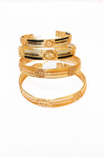 Load image into Gallery viewer, BACATA ZULIA EARRINGS
